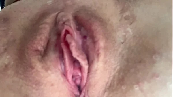 STEPMOM IN THE MORNING STARTED TOUCHING HIMSELF AND ARE EXCITED