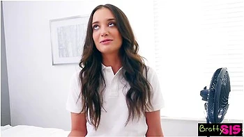 Sassy Stepsis Gia Paige, I Bet You Couldnt Even Last 30 Seconds In My Pussy