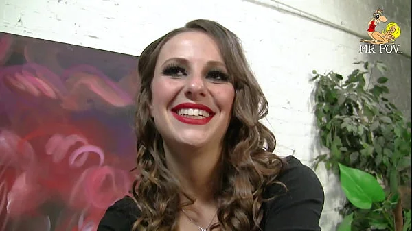 Amateur hottie Summer Rae gets dicked down and facialed!