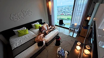 【裸女神】現役モデルが初めて全てを晒け出す…裸になった彼女は信じられないほど肌が白くて、神秘的だった…人生で一番気持ち良いセックスに、極上白柔肌が紅潮し絶頂を繰り返す。