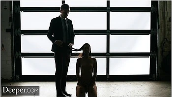 Andreina Deluxe Stepping Into The Unknown