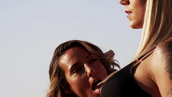 Chloé takes Stéphanie into a sensual whirlwind - Jacquie et Michel TV