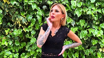 Stella fantasized about La Meute! - Jacquie et Michel TV