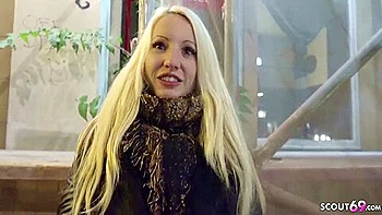 Hot Teen 18+ Talk Into Anal Fuck At Model Casting