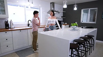 Juan Loco's cock is a magic wand for milf Blaire Johnson