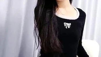 Jiao Didi is the ultimate beauty! Good looks and very sexy! Twisting her waist and swaying her hips in her denim shorts, taking off her panties and rubbing her pussy, a close-up of her hairy pussy, moaning and gasping live: Big Tits, Amateur  Xhamster Porn