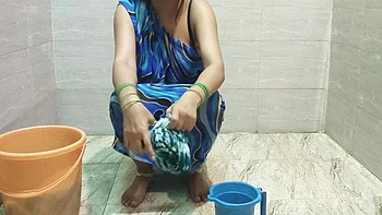 Stepmom Lets Stepson Fuck Her While Cleaning The Clothes