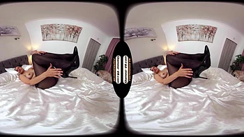 Lotta Black Pantyhose & Court Shoes Bares Her Feet For Your Pleasure