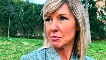 Rose and Josh find a complicity thanks to their host - Jacquie et Michel TV