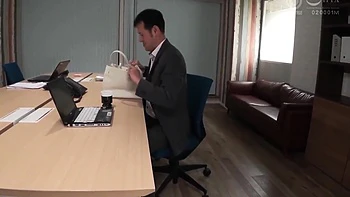 At The Mercy Of The Erotic Lascivious Woman Who Is In Heat Even When She Is At Work. .1