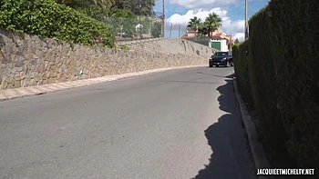 Lexi gets down to business with Ashley... - Jacquie et Michel TV