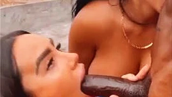 2 friends shares a big dick: Blowjob, Missonary  Licking Porn
