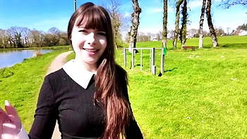 Explosive boat trip for Emma, 30 years old! - Jacquie et Michel TV