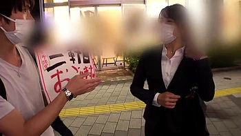 0010268_口淫 人妻 ずらしハメなどが含まれている