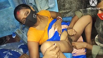 Dehati Gaon Ki Bhabhi Ne Up Ke Ladke Se Chudai Karvai