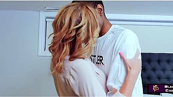 Housewife Alby Daor Cheats On Hubby With Black Bull Lover