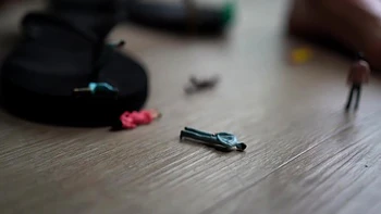 Giantess Steps On Little People