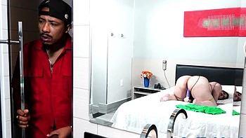 Curvy Latina Pri Melancia Seduces a Black Stud Into Anal