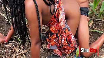 Virgin Maiden Gets Busted By A Prince - Nixie Soft