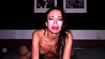 Cute Babe Mary Morgan's Intense Blowjob and Facial Cumshot