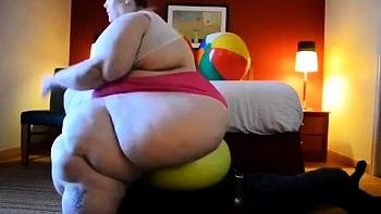 Ssbbw bobbi jo facesitting buttcrush