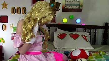 home made amateur blonde Masturbating