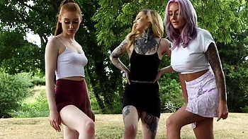 Gorgeous CFNM babes wanking guy outdoor