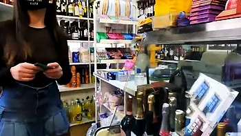 Exhibitionist bralessforever Bitchinbubba Sophia Takes a