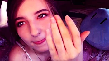 AftynRose ASMR Wet T-Shirt Cheeky Spray Video