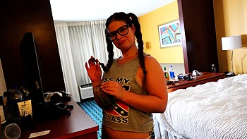 Brunette Slut Gives Blowjob To Big Cock Outdoors