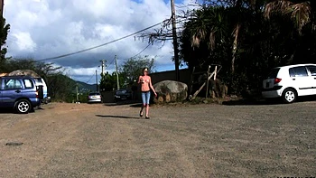 Amateur Group Sex beside Hot Chicks