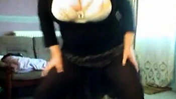 Dancing BBW on Webcam