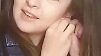 Brunette Solo Webcam Masturbation