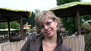 Amateur dick sucker on catamaran