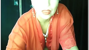 Charming Russian Mature Slut Aimeeparadise Shows What She Is Capable Of In Private Show... ))