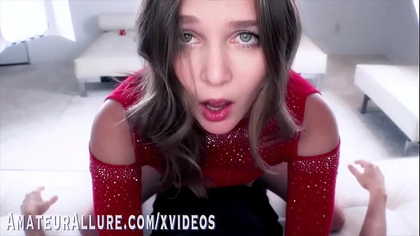 STELLA SEDONA STOPS BY FOR A HOLIDAY TREAT