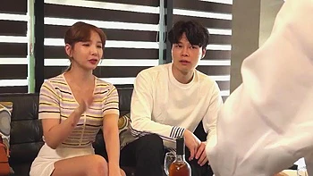 Couple Group Sex: Doggy, Cowgirl  Licking Porn