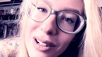 Karuna Satori Nude Foamy ASMR Studio Tour Porn Video