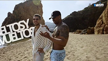 Horny, jobless companions doing porn for cash - steaming