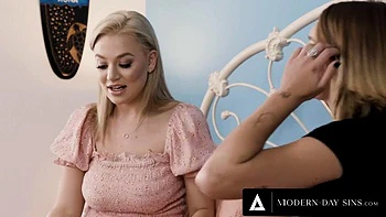 MODERN-DAY SINS - Horny Naturally Stacked Gabbie Carter Sneaks Into GF Blake Blossom s Room To Fuck: Porn