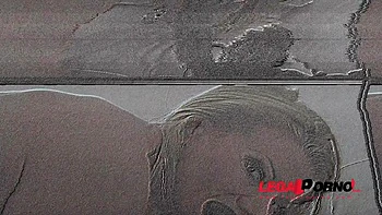 Lara De Santis first time in studio: sexy MILF airtight DP SZ