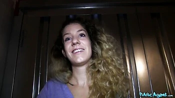 Sex for money with a gorgeous curly-haired blonde Monique Curly