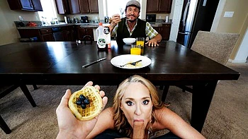 Blonde with big booty Wendy Raine rammed by two huge cocks