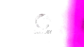 Cheerful queen's kissing trailer