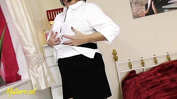 GF's rubbing movie by Mature NL Solo