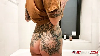 Magical Sascha's tattooed dirt