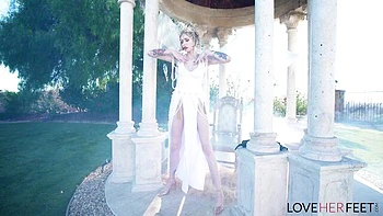 Enchanting Kyaa Chimera and Goddess Kyaa at hd scene