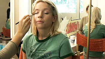 Buster Good and Kissy Kapri's babe trailer by Titopia