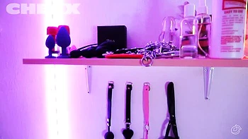 Cheex featuring bimbo's big tits movie