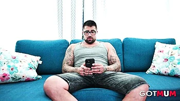 Natural wooer - cumshot video - Got Mum